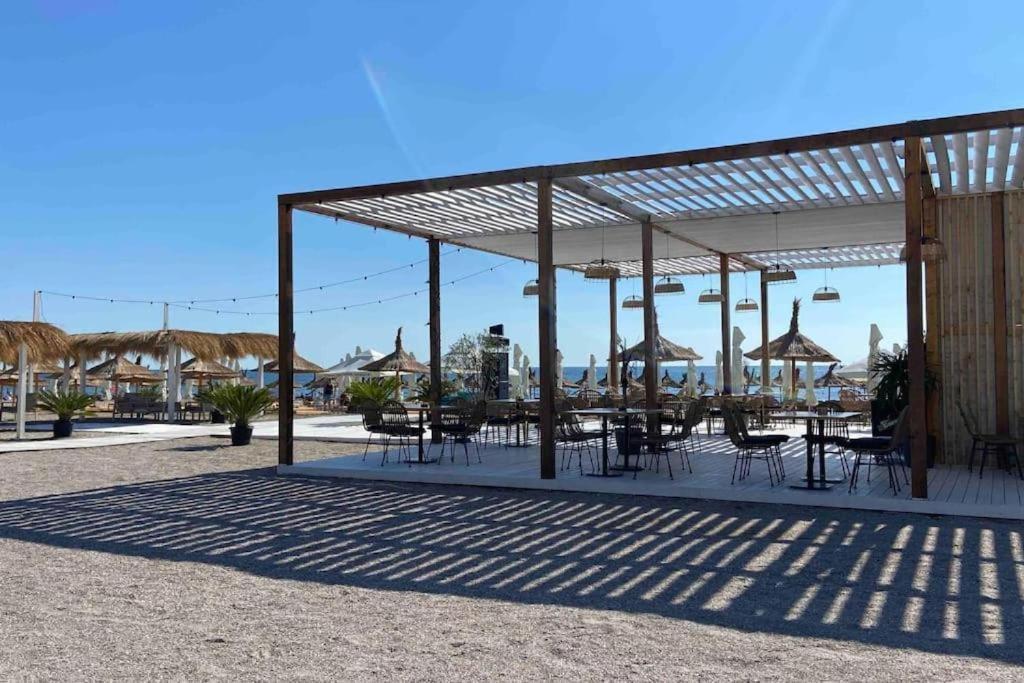 Studio 81 - Casa Del Mar, Mamaia Nord Exterior photo